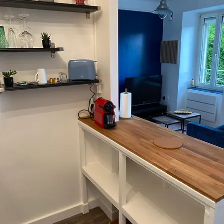 Moderne Proche Commerces * Brest