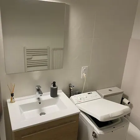 Apartment Moderne Proche Commerces