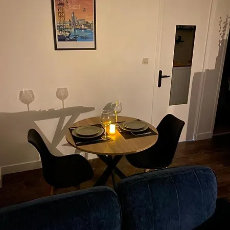 Appartement Moderne Proche Commerces *