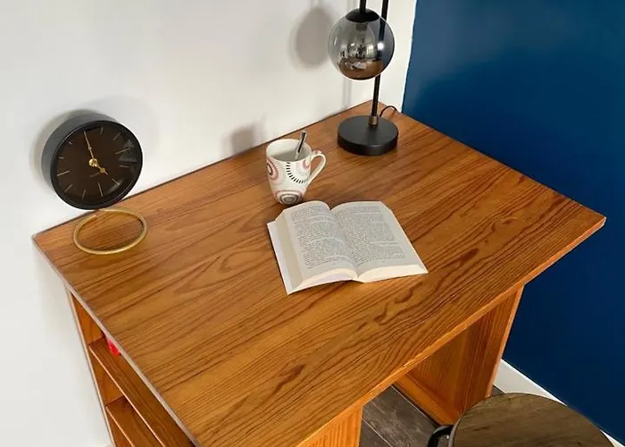 Moderne Proche Commerces * Brest